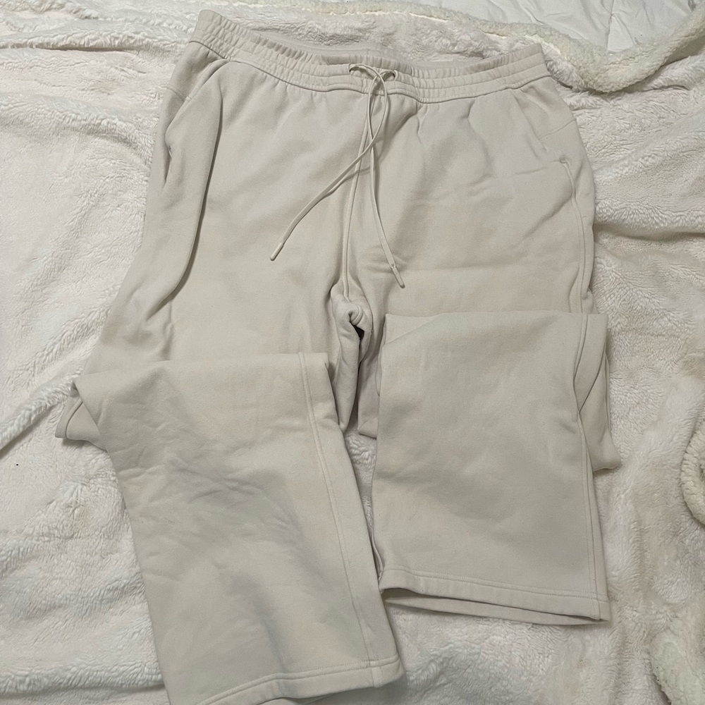 Lululemon sweatpants